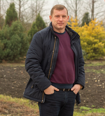 Сергей Ермоленко сотрудник компании "Крымский питомник Гавриш"